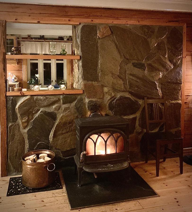 100 Years Old Norwegian Log House In Tromso Villa Luaran gambar